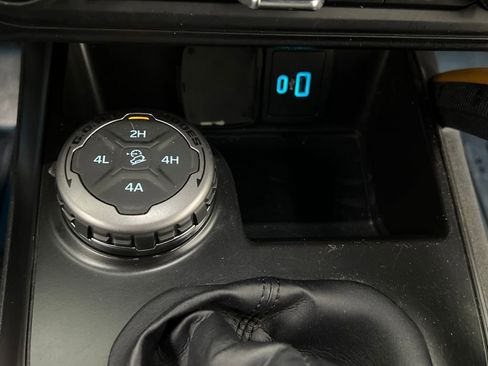 Used 2024 Ford Bronco Badlands AWD/4WD image 36