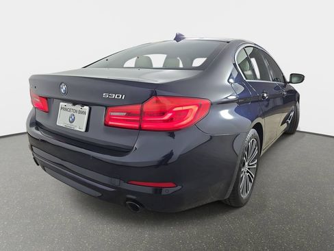 Used 2018 BMW 530i xDrive AWD/4WD image 39