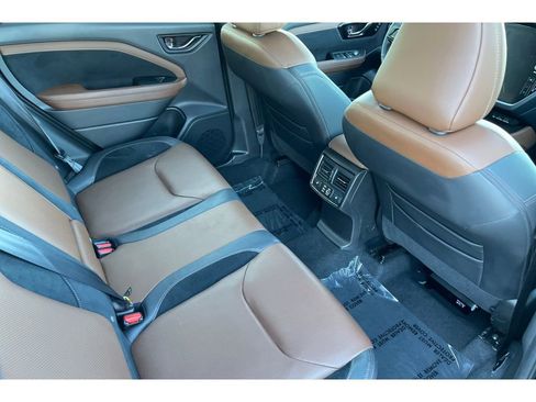 Used 2025 Subaru Forester Touring image 18