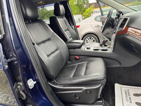 Used 2012 Jeep Grand Cherokee Limited image 27