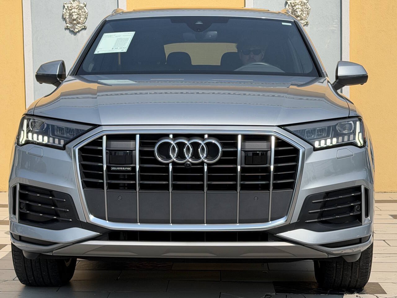 Used 2023 Audi Q7 2.0T Premium Plus w/ Premium Plus Package AWD/4WD image 2
