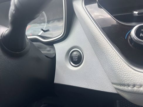 Used 2019 Toyota Corolla SE image 19