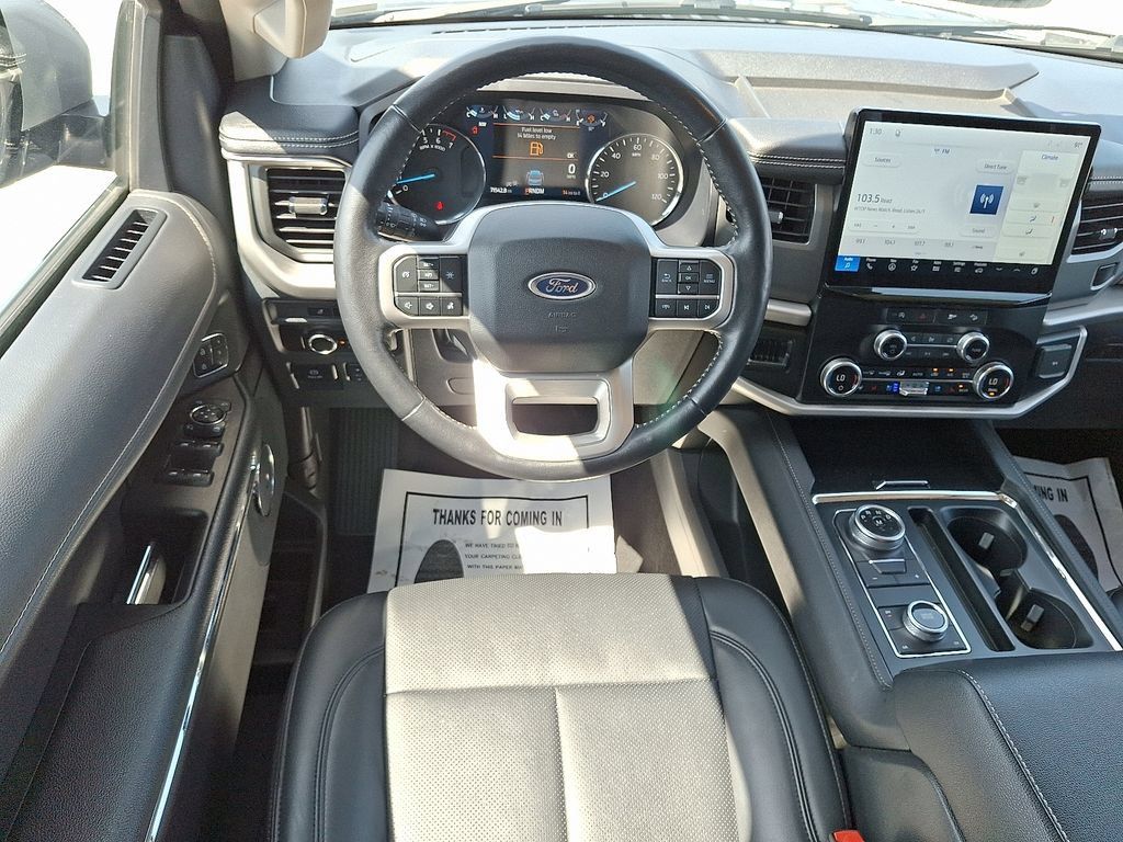 Used 2024 Ford Expedition XLT AWD/4WD image 11