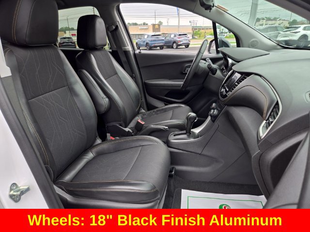 Used 2020 Chevrolet Trax LT w/ Redline Edition FWD image 21