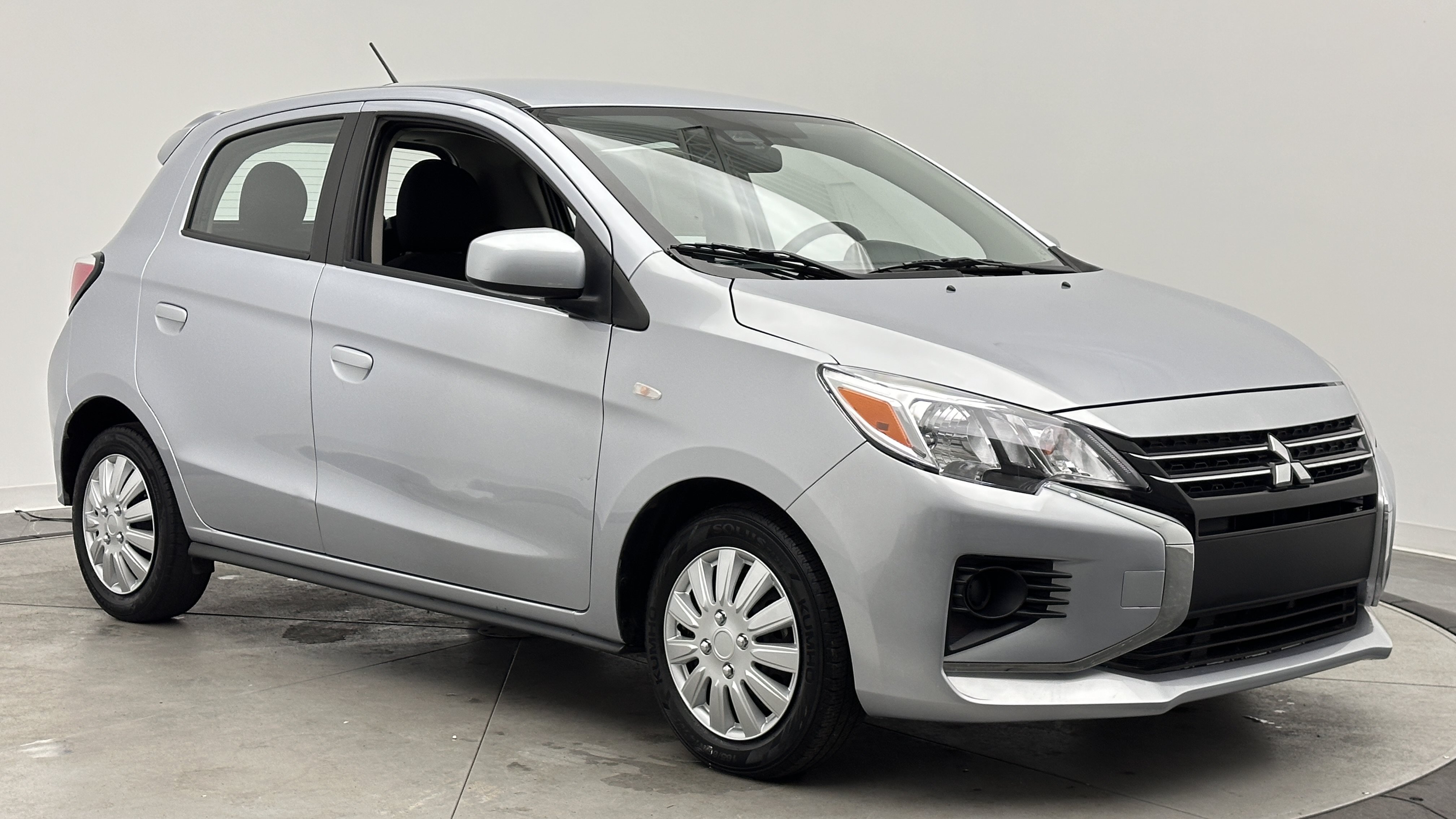Used 2024 Mitsubishi Mirage ES FWD image 3