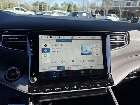 New 2026 Jeep Grand Wagoneer L w/ Premium Group I image 22