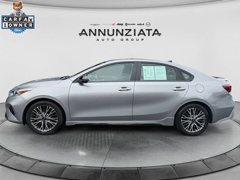 Used 2023 Kia Forte GT-Line w/ GT-Line Premium Package FWD image 2