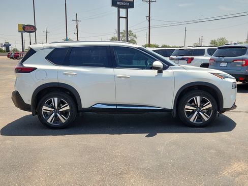 Used 2023 Nissan Rogue SL w/ SL Premium Package FWD image 5