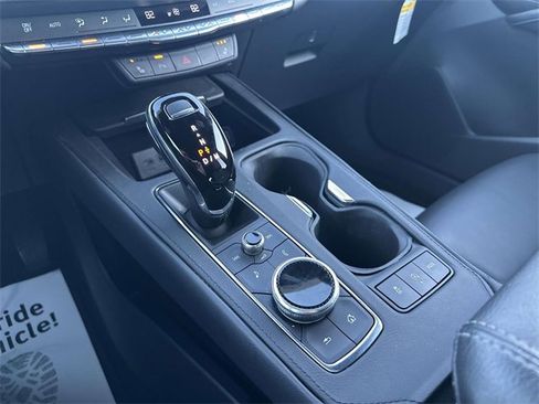 Certified 2023 Cadillac XT4 Luxury w/ Cold Weather Package image 49