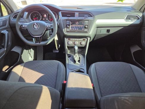 Used 2020 Volkswagen Tiguan S FWD image 5