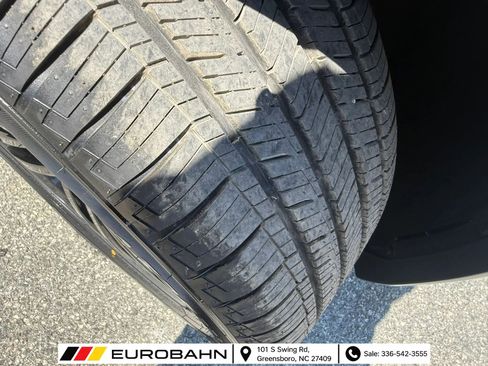 Used 2022 Volkswagen Tiguan SE R-Line FWD image 26