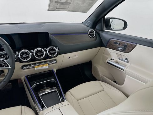 New 2026 Mercedes-Benz GLA 250 image 24