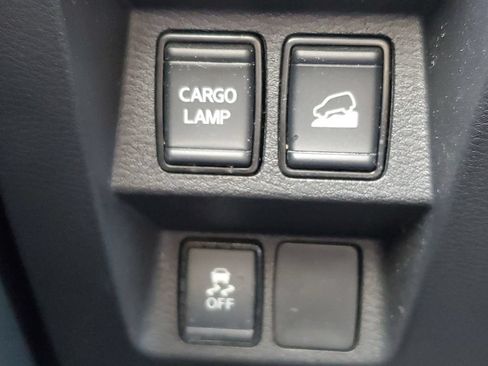 Used 2024 Nissan Frontier SV AWD/4WD image 31