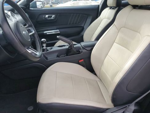 Used 2015 Ford Mustang GT Premium image 15