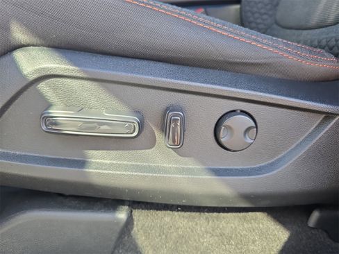 Certified 2023 Honda Pilot Sport image 15