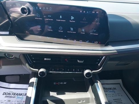 New 2026 Chevrolet Suburban RST w/ Advanced Technology Package AWD/4WD image 21