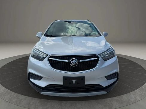 Used 2018 Buick Encore Preferred FWD image 2