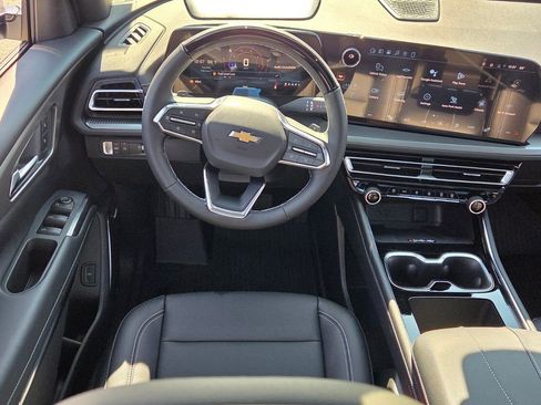 New 2026 Chevrolet Traverse LT w/ Enhanced Driving Package image 5