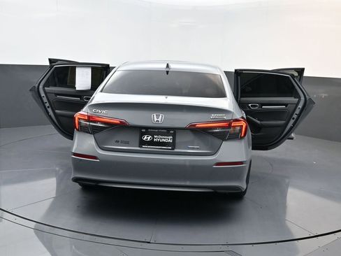 Used 2025 Honda Civic Sport image 30