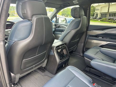 Certified 2025 Cadillac Escalade IQ Luxury 2 w/ LPO, Premium Carpet Package AWD/4WD image 12