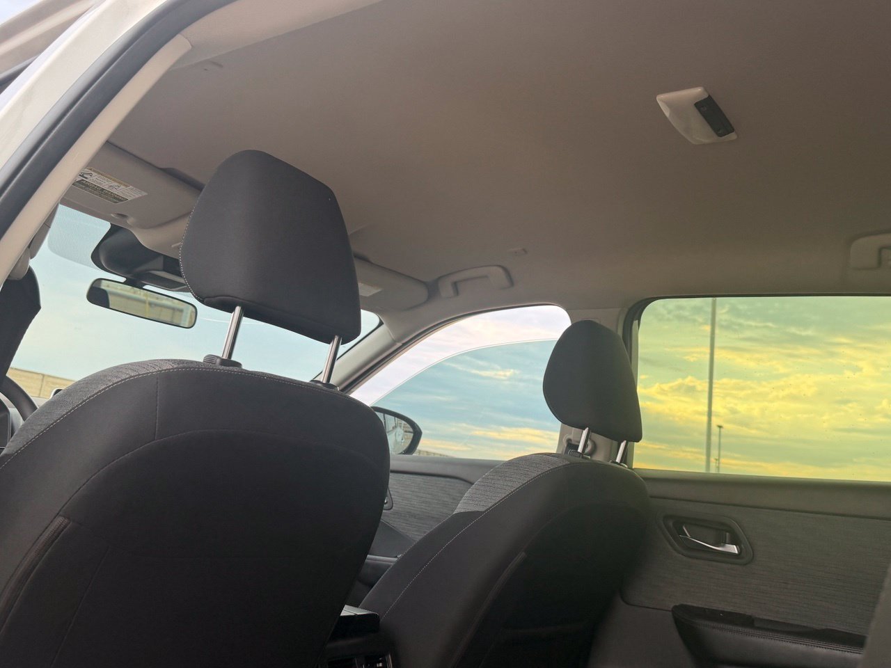 Certified 2023 Nissan Rogue SV FWD image 27
