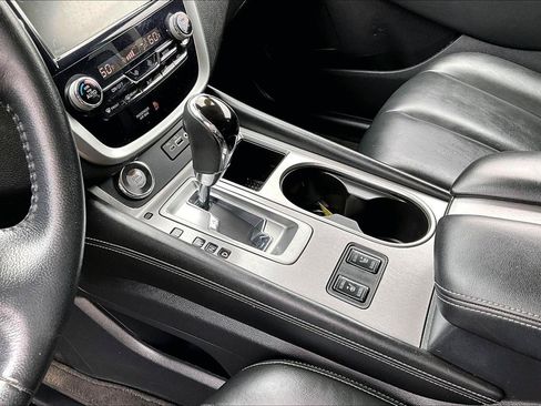 Used 2022 Nissan Murano SV w/ SV Midnight Edition Package AWD/4WD image 19