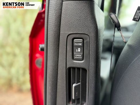 Used 2025 Honda Odyssey Sport-L image 34