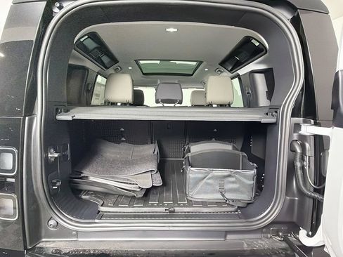 New 2026 Land Rover Defender 110 S AWD/4WD image 28