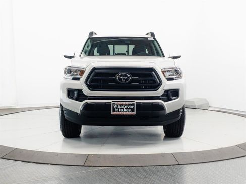 Certified 2023 Toyota Tacoma SR AWD/4WD image 2