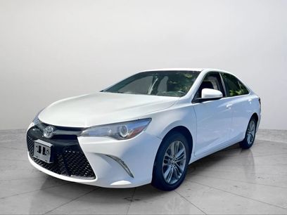Used 2017 Toyota Camry SE