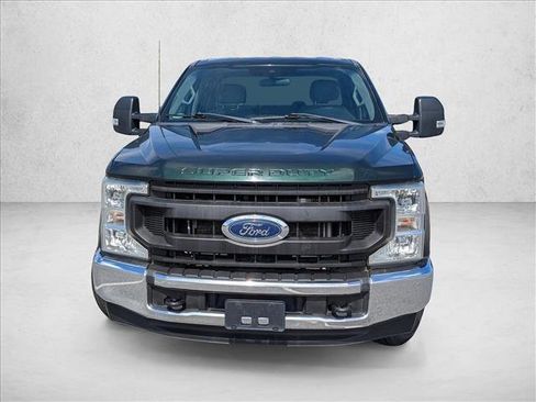 Used 2022 Ford F250 XL w/ Power Equipment Group image 2