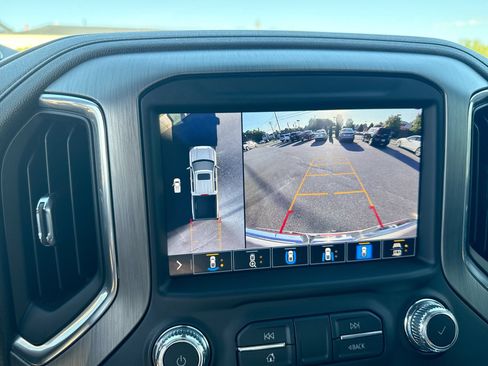 Used 2021 GMC Sierra 1500 Denali w/ Denali Ultimate Package AWD/4WD image 11