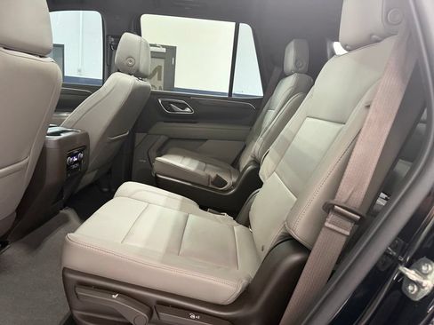 Used 2021 Chevrolet Tahoe Z71 AWD/4WD image 35