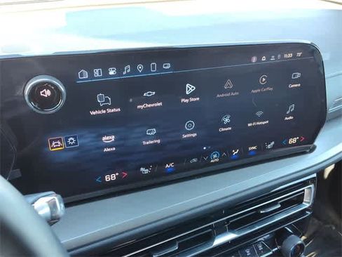 Used 2025 Chevrolet Traverse LT w/ Driver Confidence Package image 22