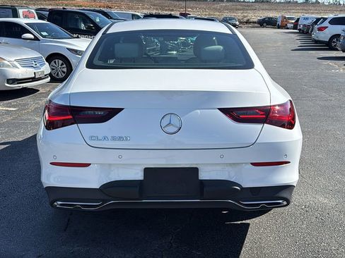 Used 2025 Mercedes-Benz CLA 250 image 4
