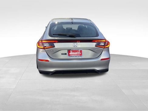 Used 2025 Honda Civic Sport image 6