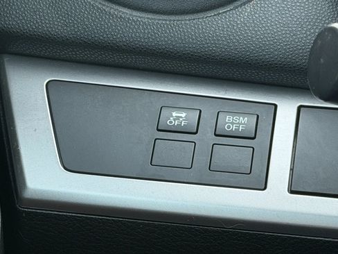 Used 2013 MAZDA MAZDA3 i Touring FWD image 23