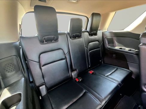 Used 2024 Nissan Pathfinder Platinum AWD/4WD image 28