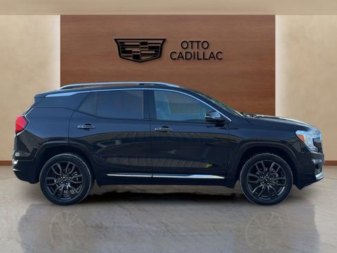 Used 2023 GMC Terrain Denali w/ Black Diamond Edition image 6