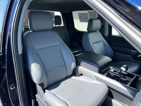 Used 2025 Ford F150 Lightning Flash image 28