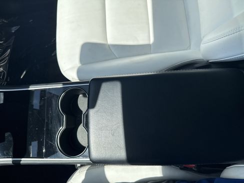 Used 2020 Tesla Model Y Performance AWD/4WD image 19