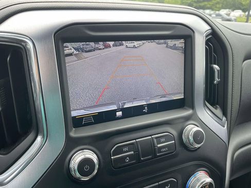 Used 2019 GMC Sierra 1500 SLT w/ SLT Premium Plus Package AWD/4WD image 38
