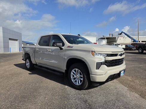 New 2026 Chevrolet Silverado 1500 RST w/ Z71 Off-Road Package AWD/4WD image 8