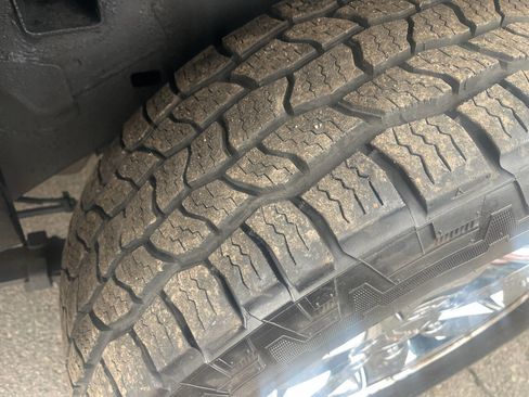 Used 2012 GMC Canyon SLE image 11