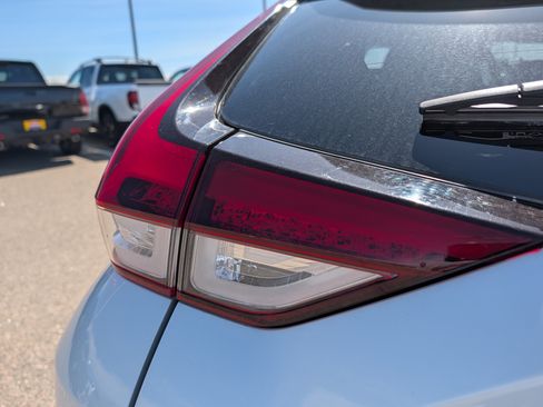 Used 2024 Mitsubishi Eclipse Cross AWD image 17