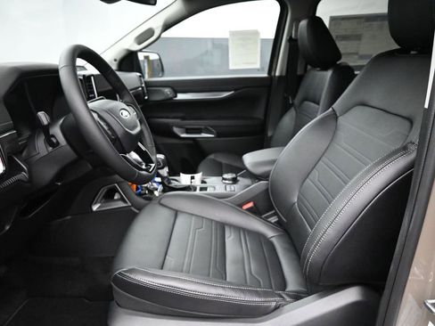 New 2025 Ford Ranger Lariat w/ FX4 Off-Road Package image 30