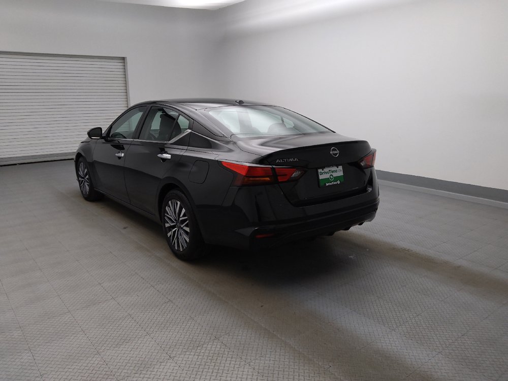 Used 2025 Nissan Altima 2.5 SV FWD image 5