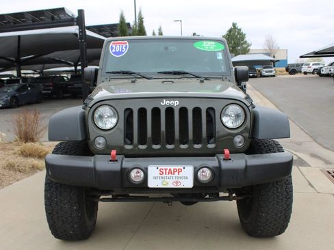 Used 2015 Jeep Wrangler Unlimited Rubicon w/ Connectivity Group image 10