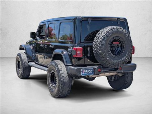 Used 2020 Jeep Wrangler Unlimited Sahara AWD/4WD image 8