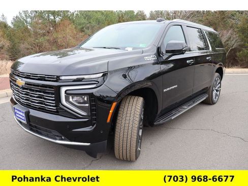 New 2026 Chevrolet Suburban High Country AWD/4WD image 3